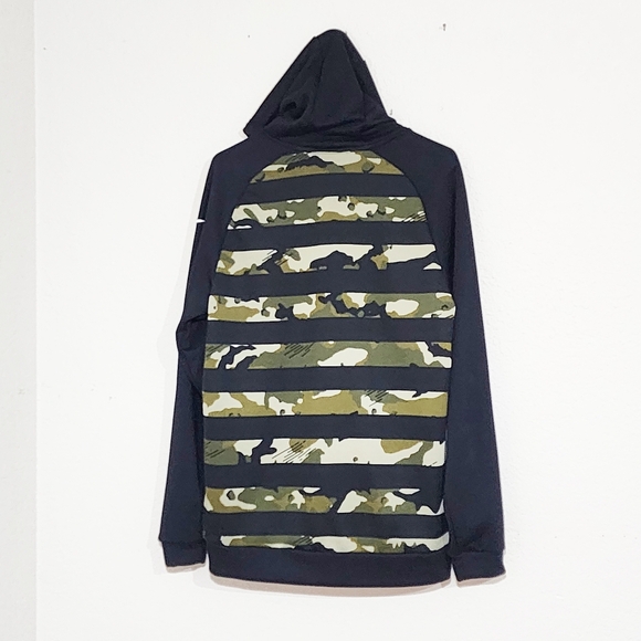 Nike Dri-Fit Black & Camo Hoodie Men's Striped Pullover Kangaroo Pocket - Picture 4 of 8